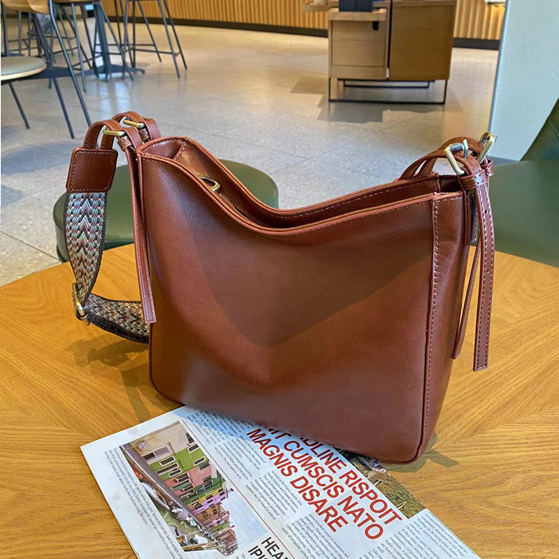 Women's Large-capacity Leather Shoulder Messenger Bag